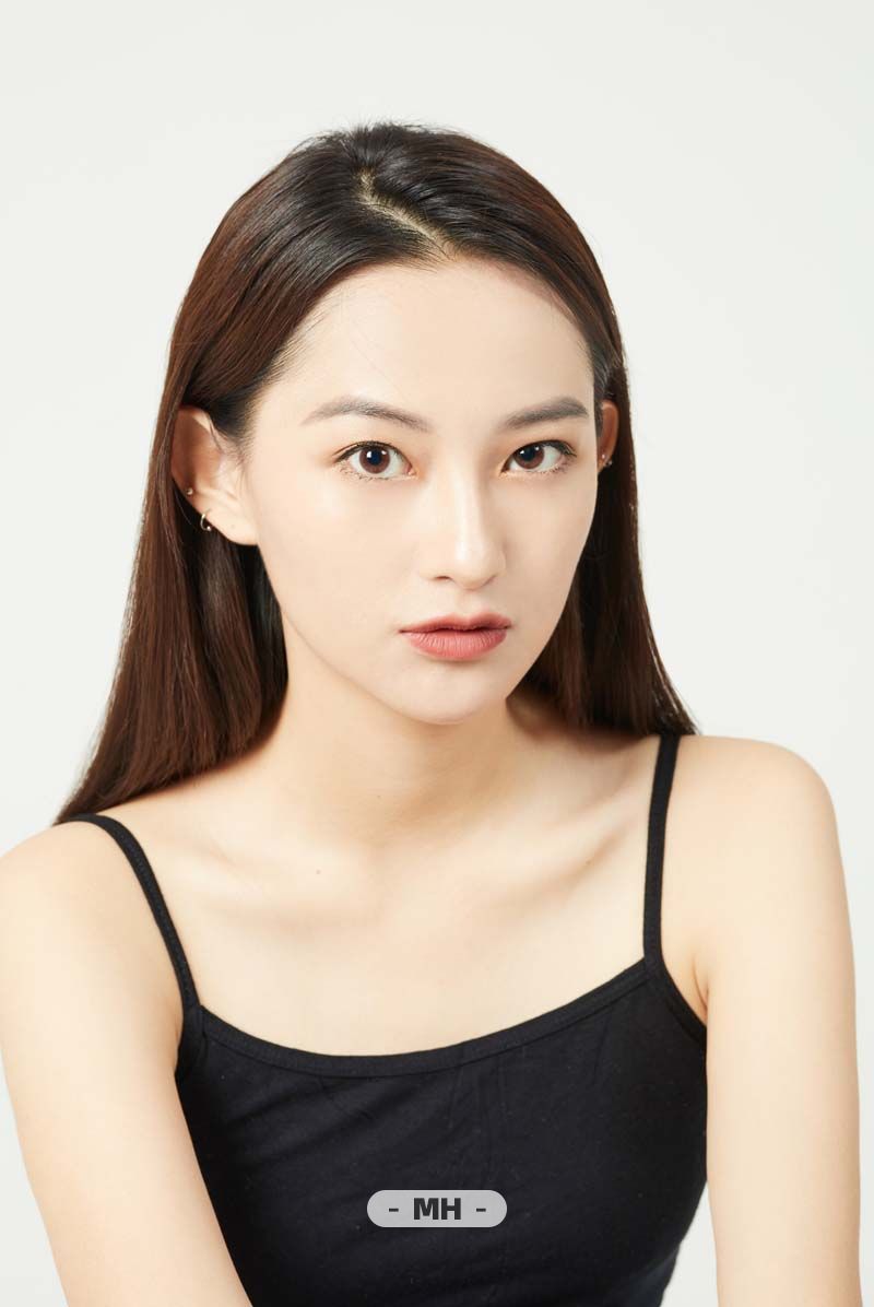 esse_model0773 1拷貝(1).jpg