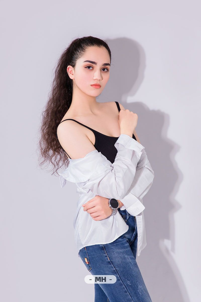 5398B 卷发少女 | 伊朗(图2)